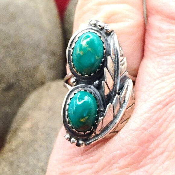 Southwest Green Turquoise in Sterling Silver Feather Leaf Design Ring Size 6.5 - Picture 2 of 6